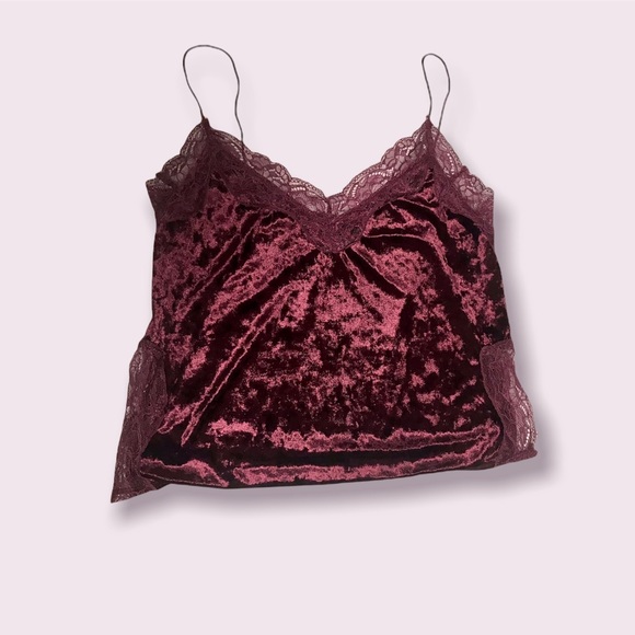 🌟SALE 2/$10.00‼️ ARDENE Womens Burgundy crop top/ spaghetti straps /Lace size M - Picture 6 of 7